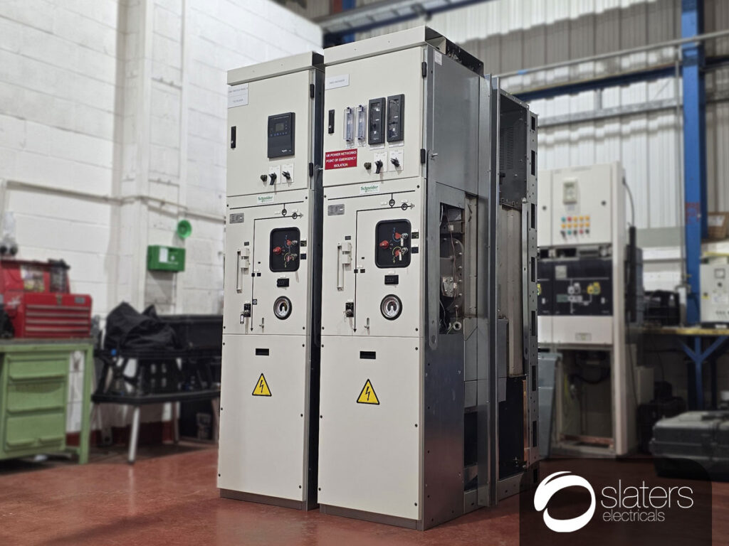 Schneider CBGS-0 630A panels